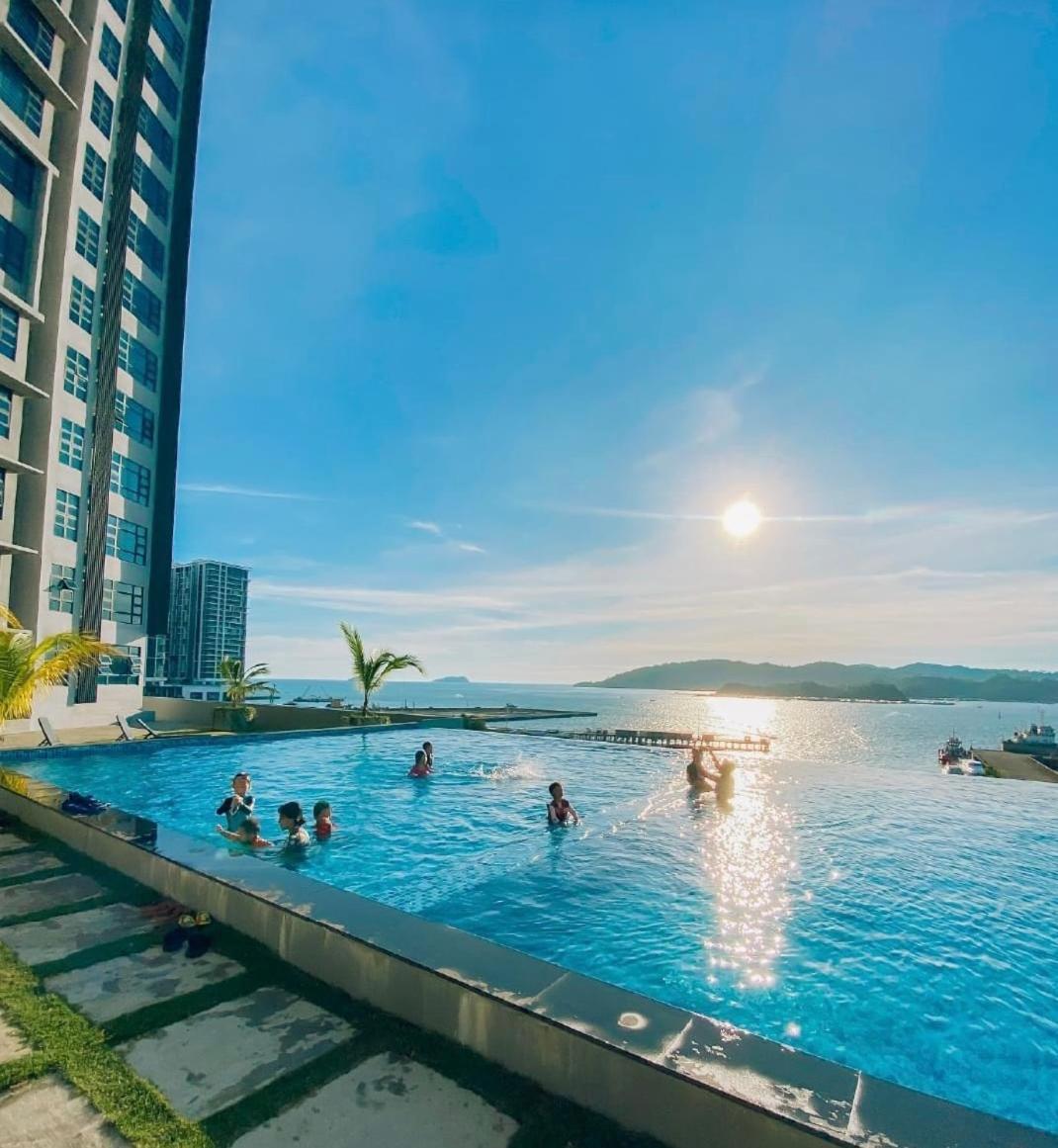 Seaview Luxury Condo Homestay 2Bed 2Bath Jesselton Quay By R2 Residence 亞庇 外观 照片