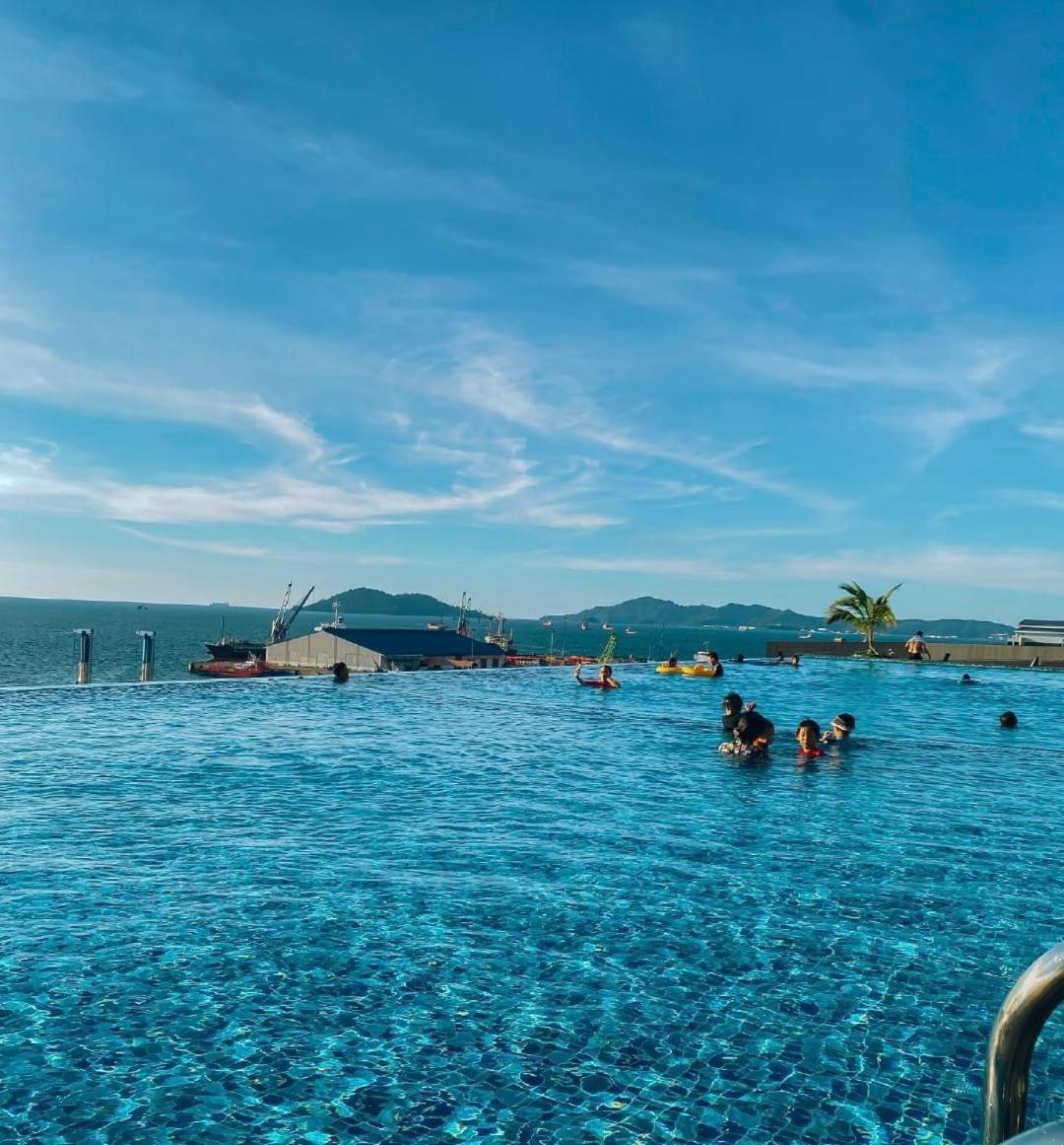 Seaview Luxury Condo Homestay 2Bed 2Bath Jesselton Quay By R2 Residence 亞庇 外观 照片
